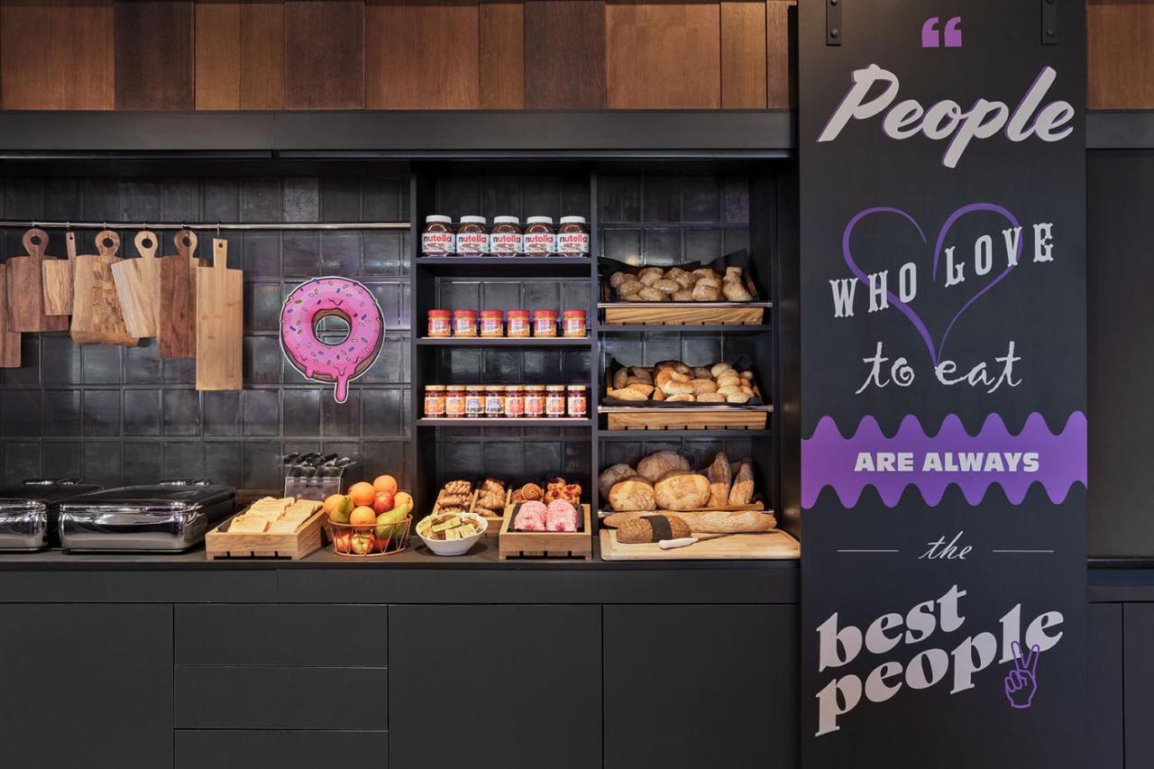 Moxy Hotel 3*